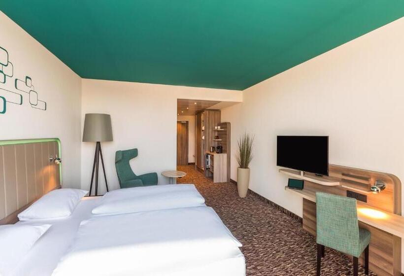 Номер Superior Кровать Кинг, Park Inn By Radisson Neumarkt