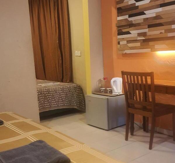 اتاق سوپریور سه تخته, The Cottage Langkawi