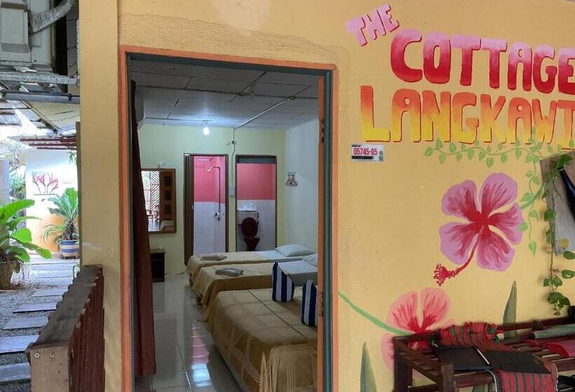 اتاق استاندارد چهار تخته, The Cottage Langkawi