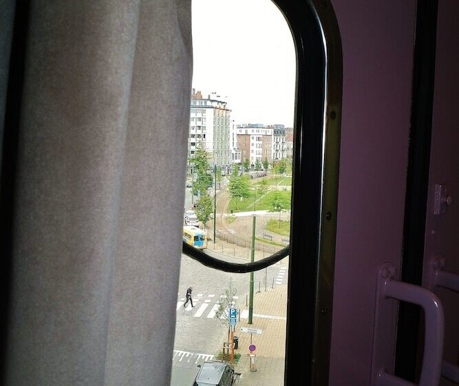 Suite with Terrace, Train Hostel