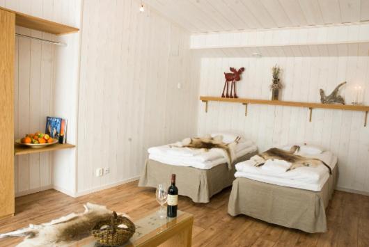 标准间, Lappeasuando Lodge