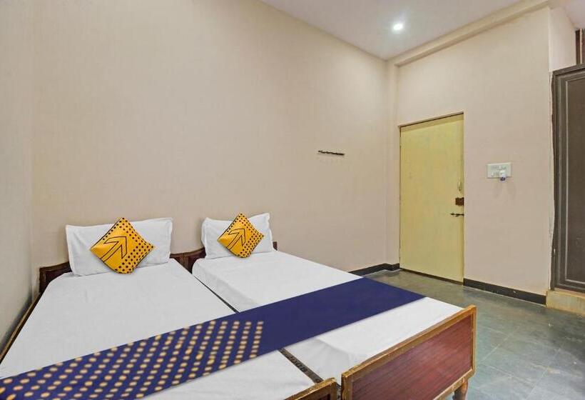 三人经典房间, Spot On 811891  Shepherds Boarding And Lodging