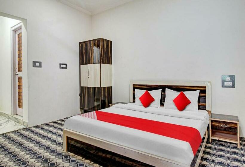 اتاق استاندارد, Oyo Flagship 81121  Farhad