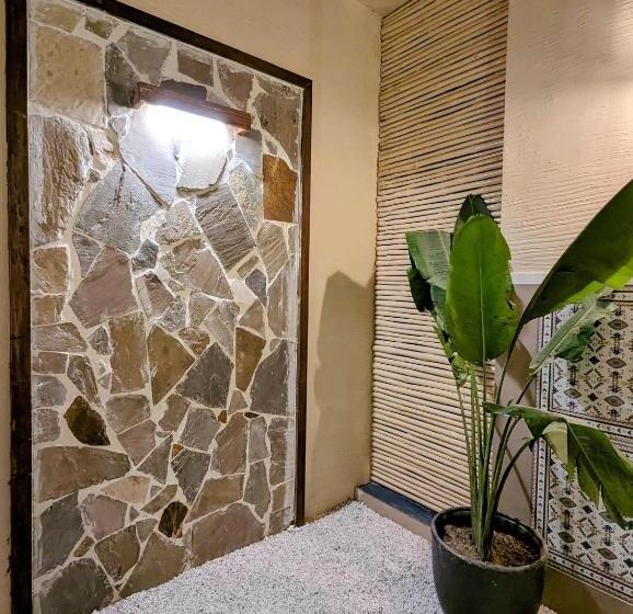 اتاق سوپریور با تخت بزرگ, Cape House