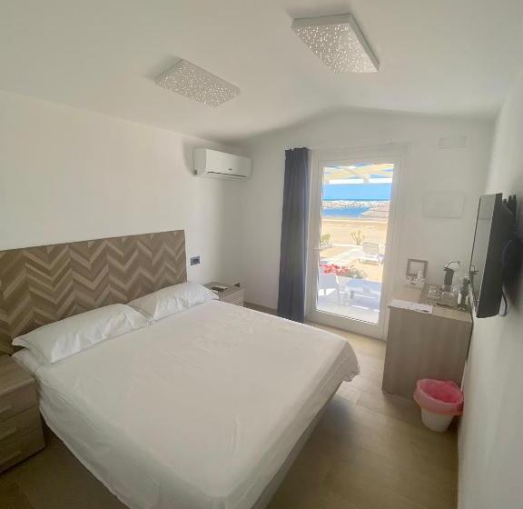 Номер Стандарт Вид на Море, Marina Bay Luxury Rooms