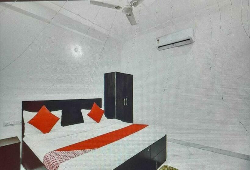 Трехместный Номер Классика, Oyo 81032 Sagar Hotal