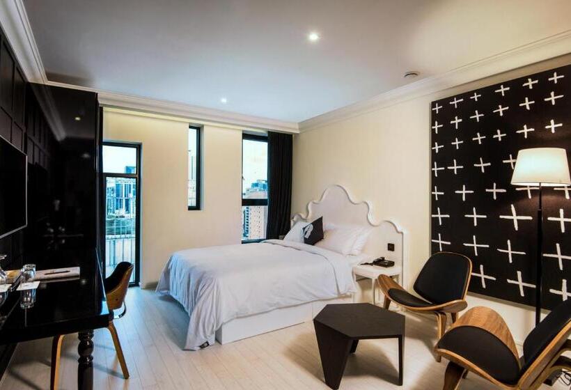 Номер Deluxe, The Designers Lyj Gangnam Premier