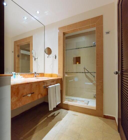 Номер Deluxe, Occidental At Xcaret Destination   All Inclusive