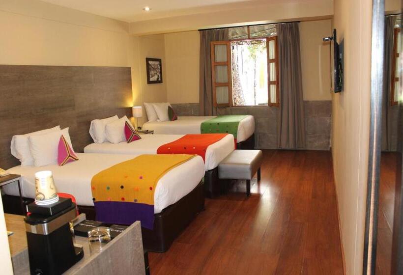 수피리어 트리플 룸, Union Hotel Cusco