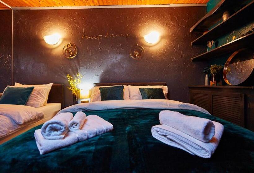 Дом 2 Спальни, Home Away From Home Entire 2 Bedroom House