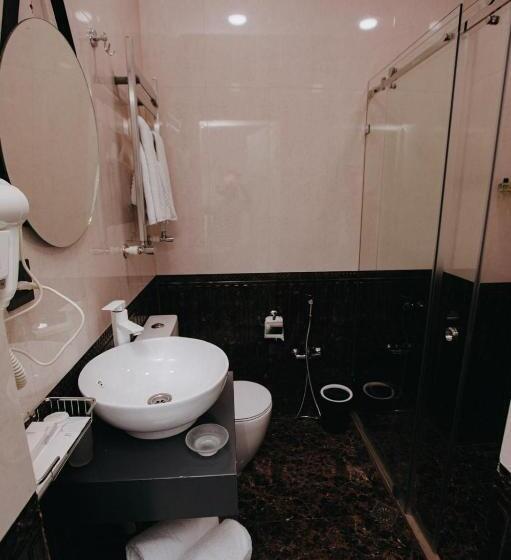 اتاق لوکس, Castle Resort Spa