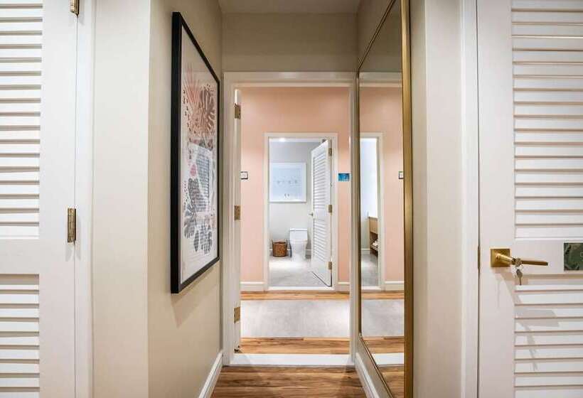 Suite Lit King, Doubletree By Hilton Guadalajara Centro Historico