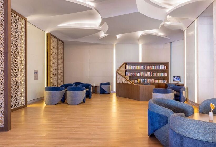 سوییت, Hilton Dubai Al Habtoor City