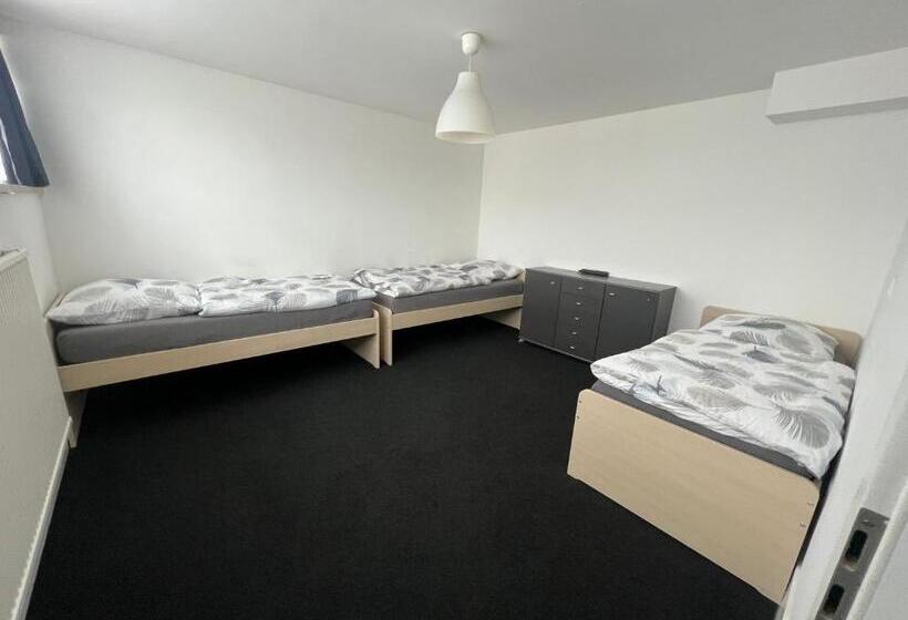 Семейный Номер Совместный Санузел, Messe Zimmer Hannover Pattensen