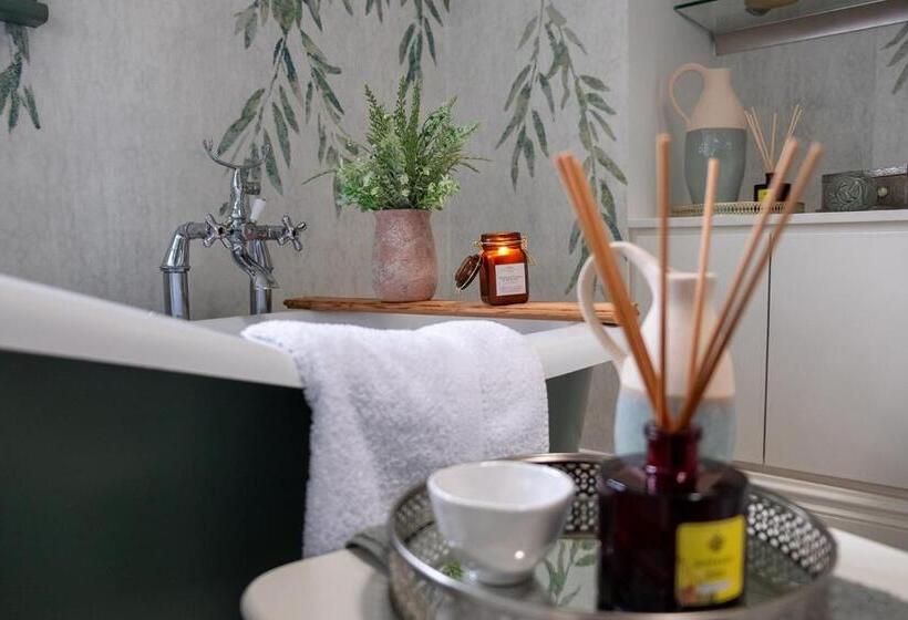 Полулюкс Вид на Сад, Roseville Youghal   Luxury Accommodation