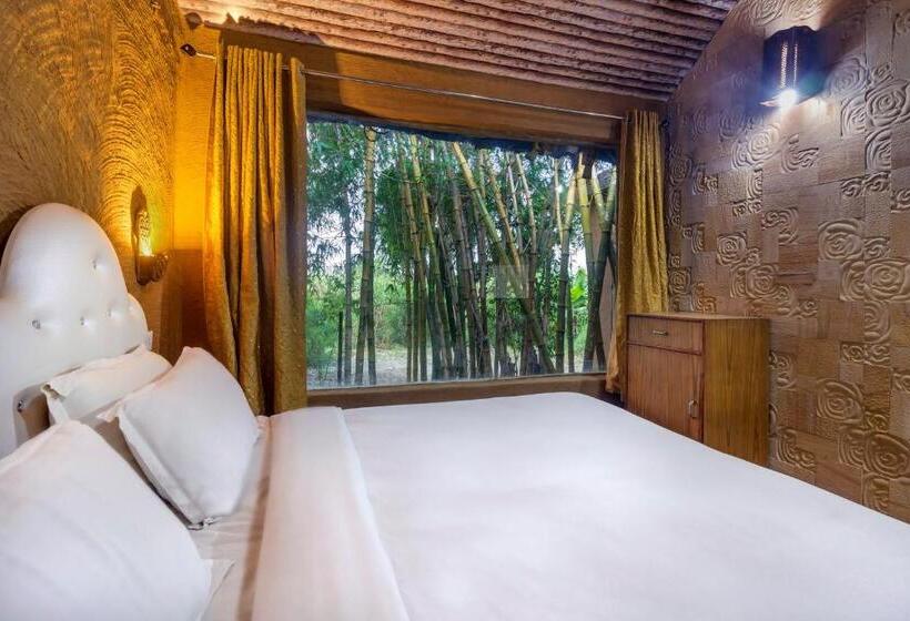 패밀리 룸 가든 전망, Lohagarh Corbett Resort
