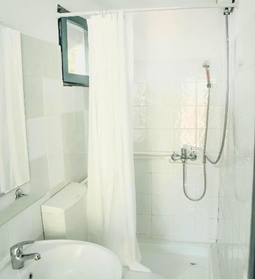 سوییت, Almaville Mamaia