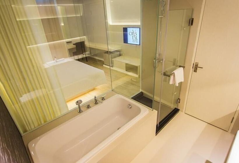 Люкс Вид на Горы, Crystal Hotel Hat Yai