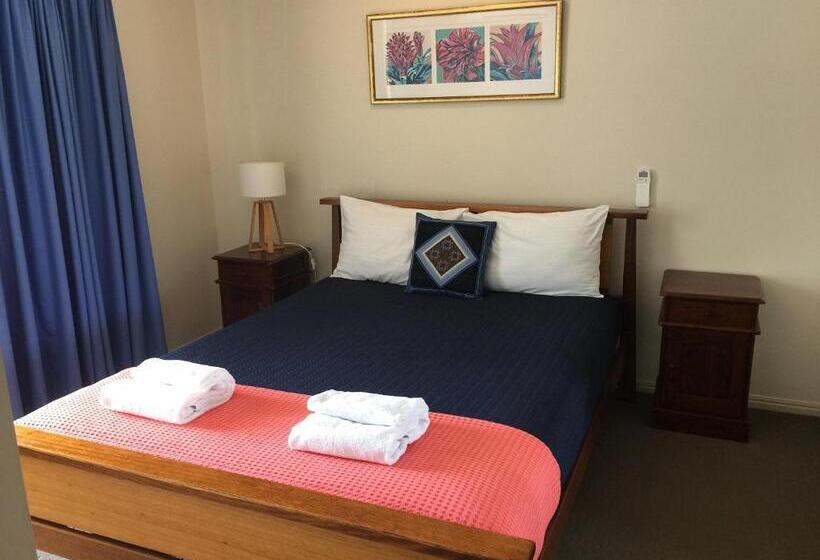 Апартаменты 3 Спальни Вид на Море, Mariners Resort
