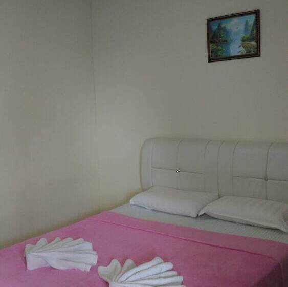 Standard Room, Tok Man Inn