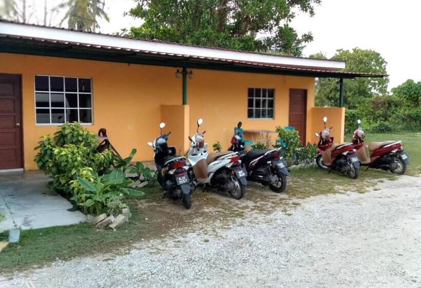 Deluxe Room, Tok Man Inn