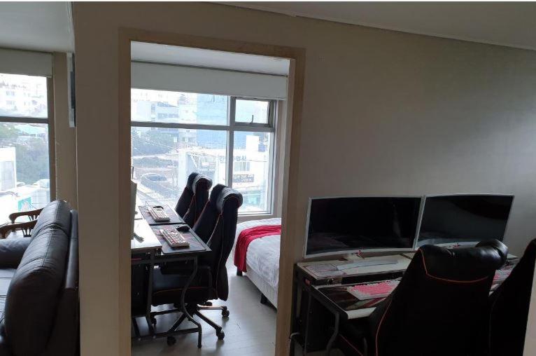 Family Suite, R&t