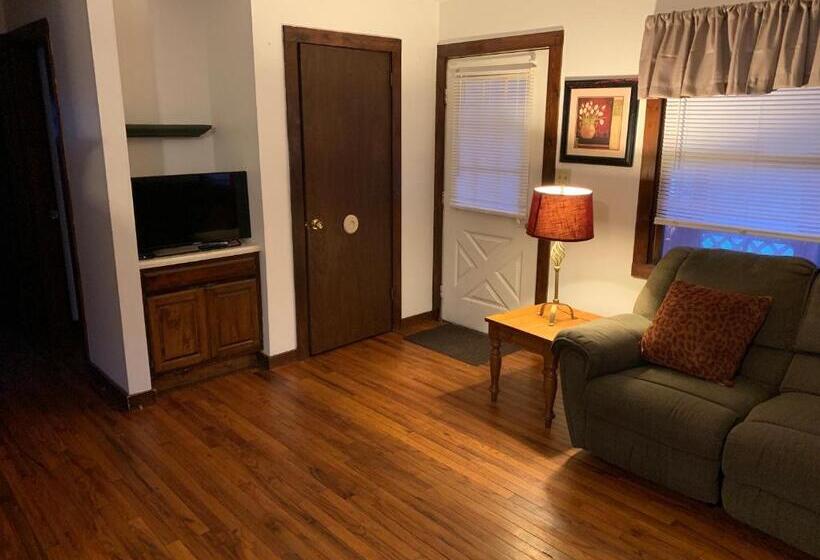 패밀리 스위트, Echo Valley Cottages