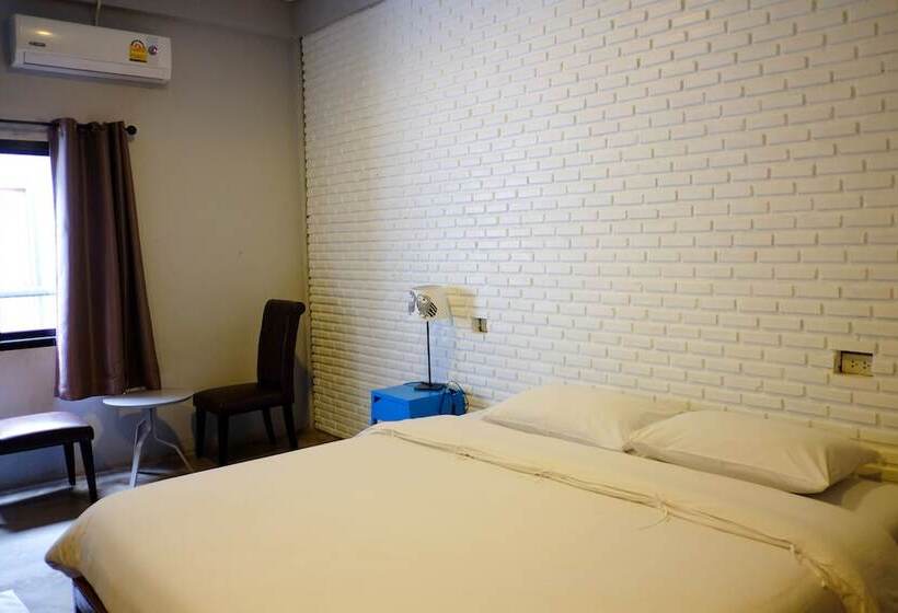 스탠다드 룸, Nokhook House