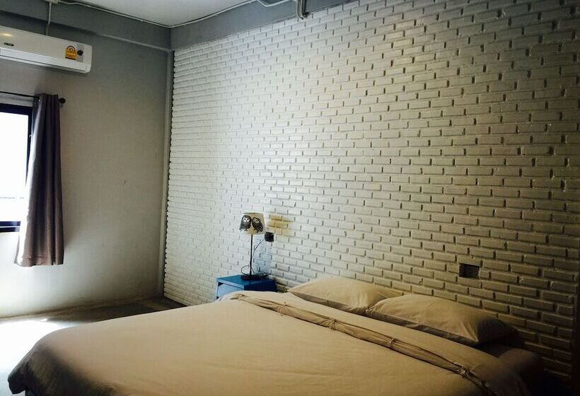스탠다드 룸, Nokhook House