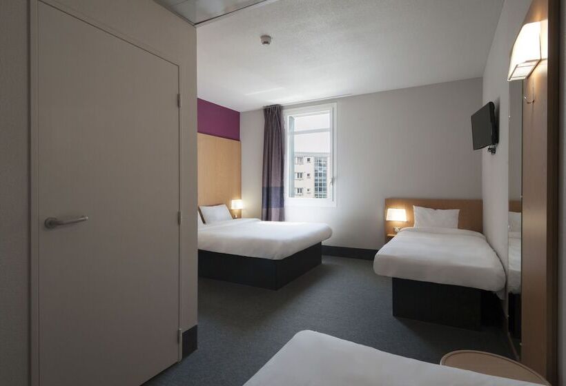 Четырехместный Номер Стандарт, B&b Hotel Lyon Ouest Tassin