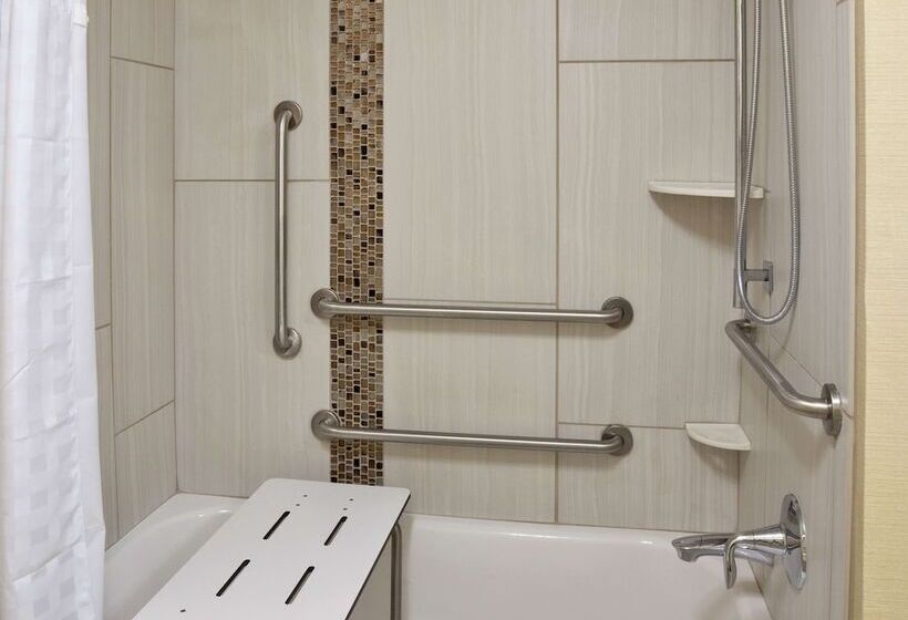 Люкс Адаптированный для Инвалидов, Homewood Suites By Hilton Davenport