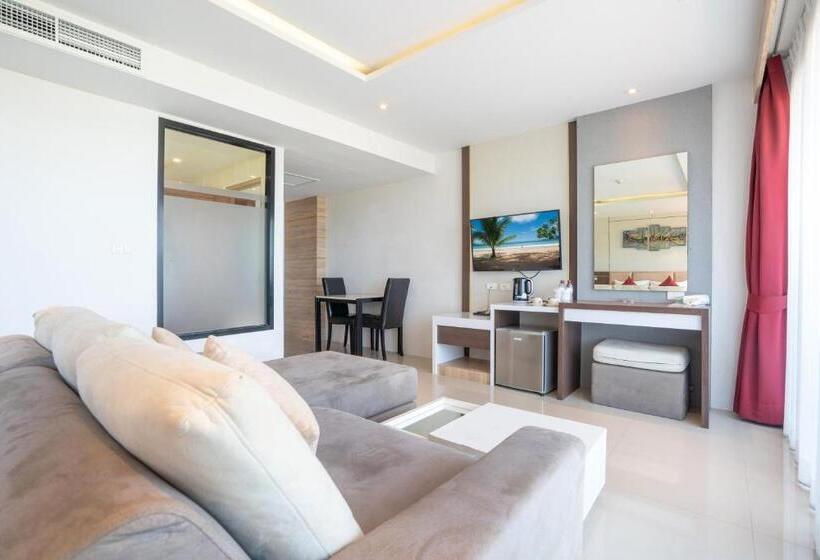 발코니가 있는 스위트, Paripas Patong Resort   Sha Extra Plus