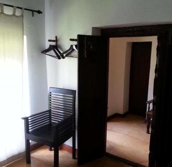 اتاق استاندارد, Hiliki House