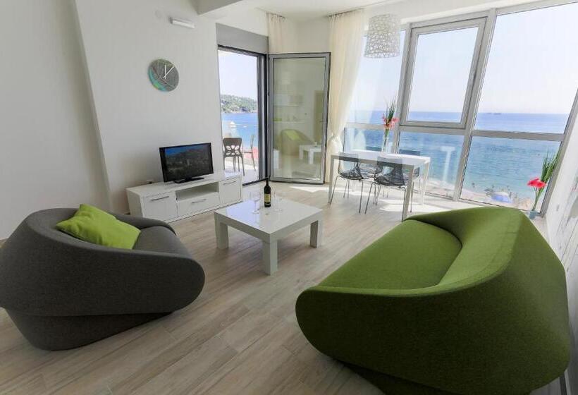 آپارتمان 1 خوابه با بالکن و چشم‌انداز دریا, Apart Hotel Sea Fort
