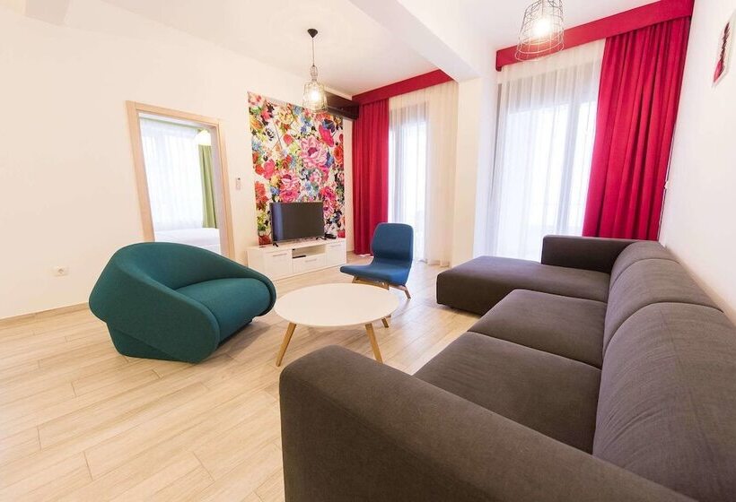 آپارتمان 2 خوابه با چشم‌انداز دریا, Apart Hotel Sea Fort