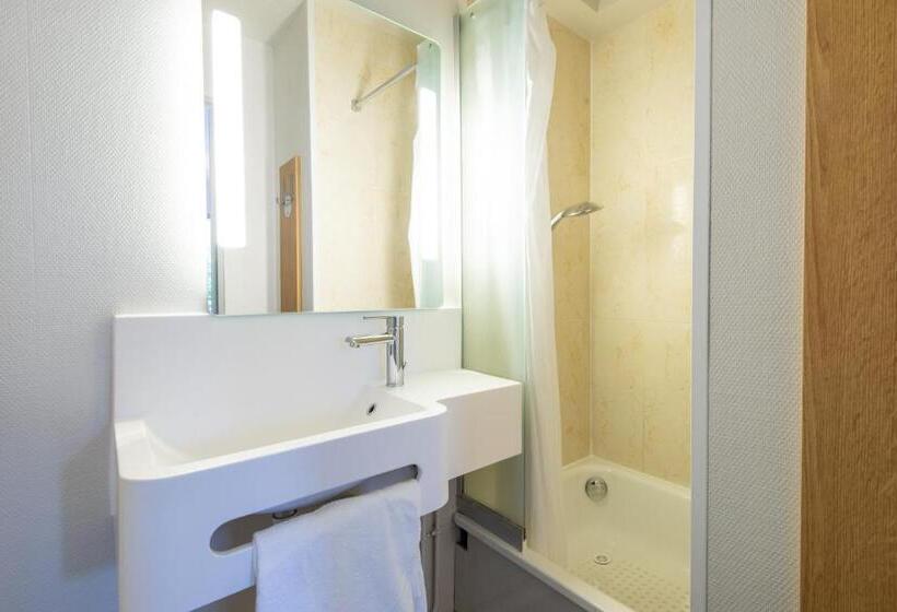 Четырехместный Номер Стандарт, B&b Hotel Dieppe