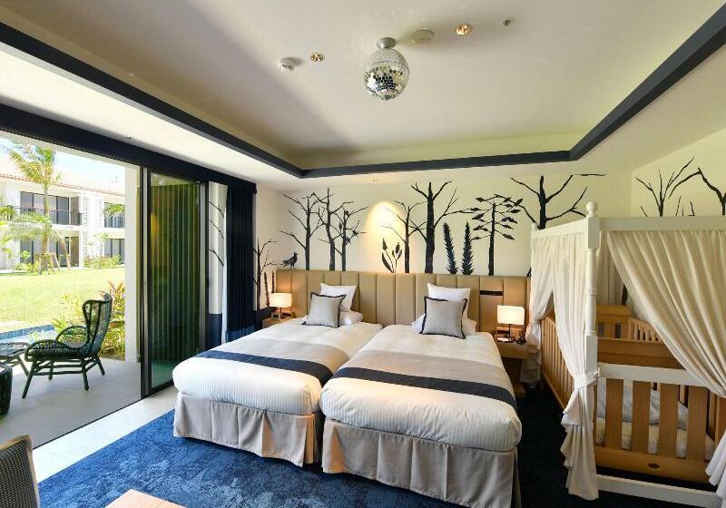 Семейный Номер, Fusaki Beach Resort Hotel & Villas