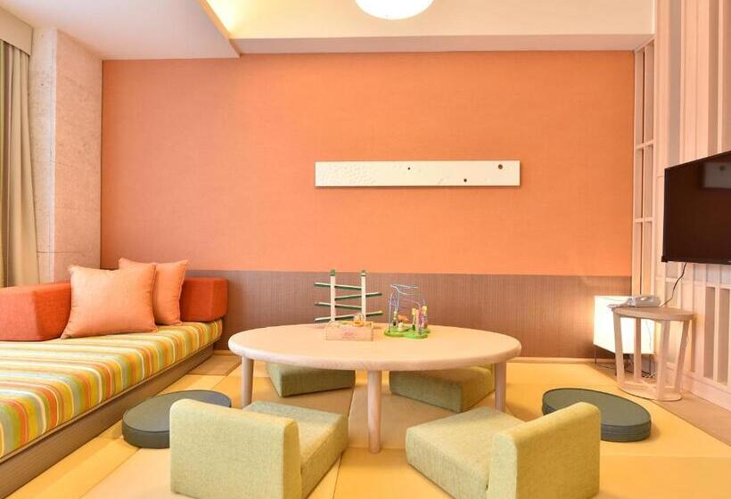 Семейный Номер Вид на Сад, Fusaki Beach Resort Hotel & Villas