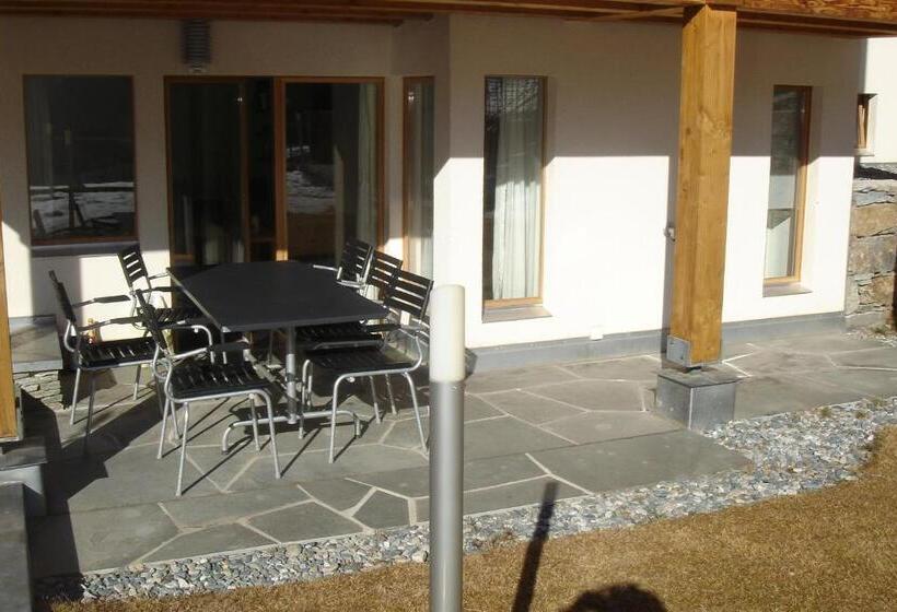 带2个卧室的公寓, Ari Resort Apartments