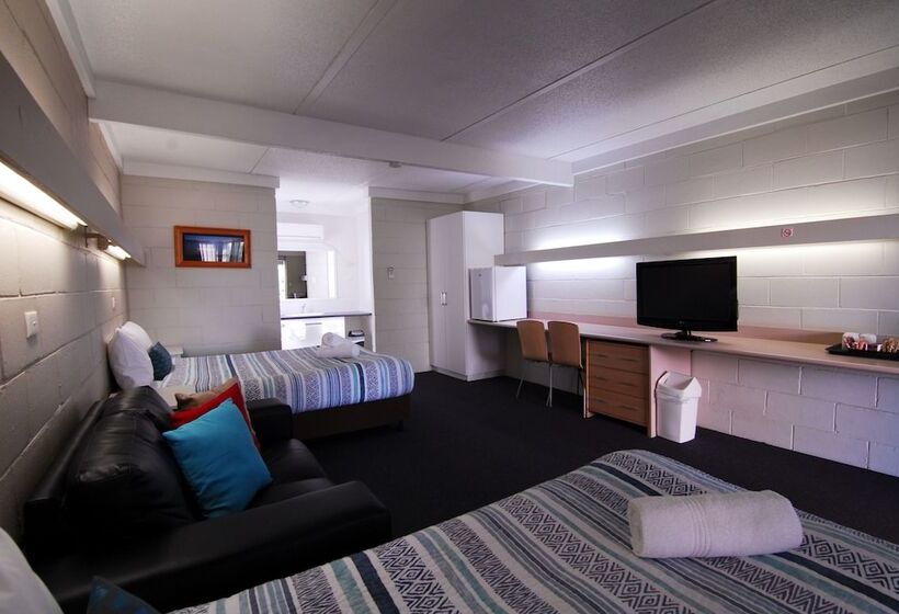 Номер Стандарт, Mayfair Motel