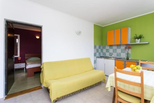 Апартаменты 1 Спальня Вид на Море, Guest House Busurelo