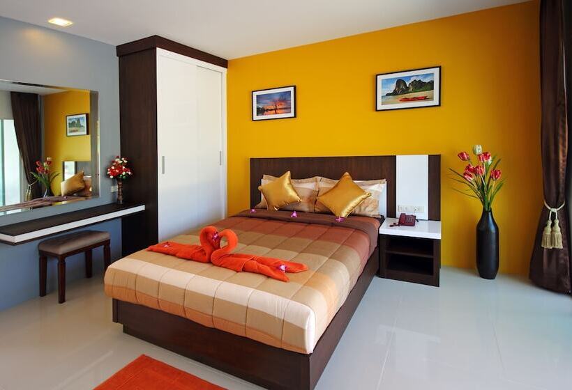 اتاق لوکس, Gypsy Sea View Resort  Phi Phi Island