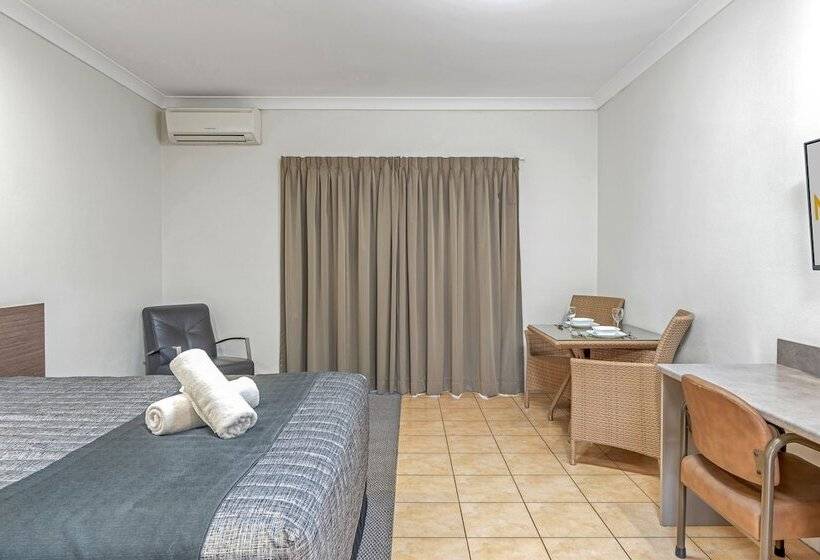 Номер Executive, Midlander Motor Inn