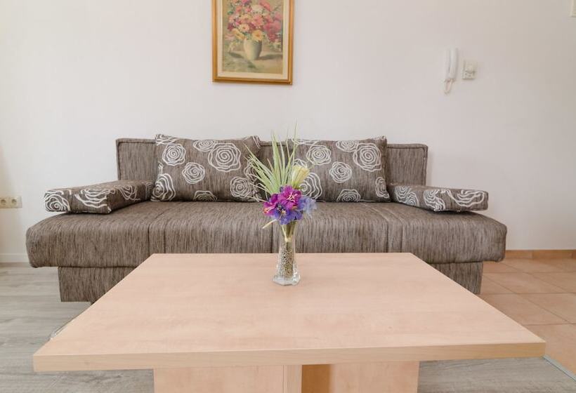 Апартаменты 1 Спальня с Балконом, Guesthouse Villa Irena