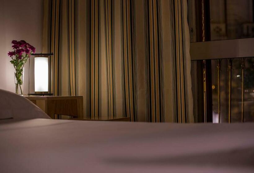 اتاق لوکس, Aquarooms Luxury Suites