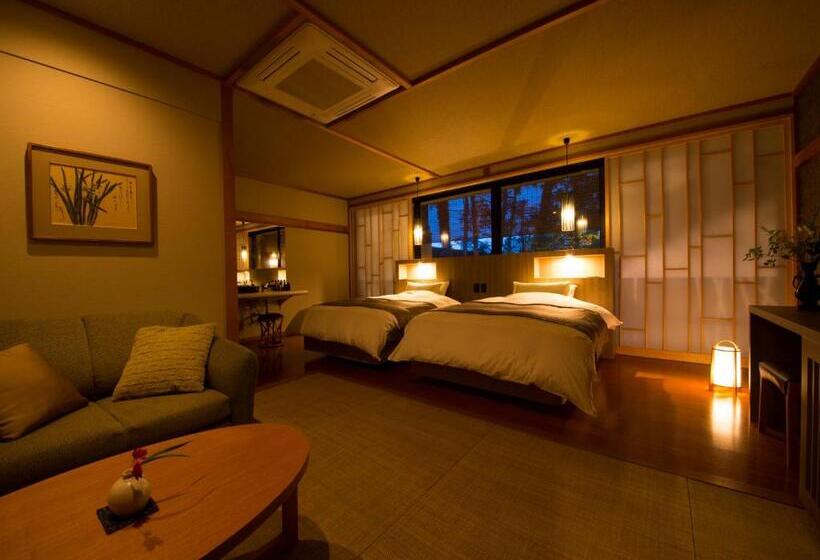 标准间, Grandia Housen