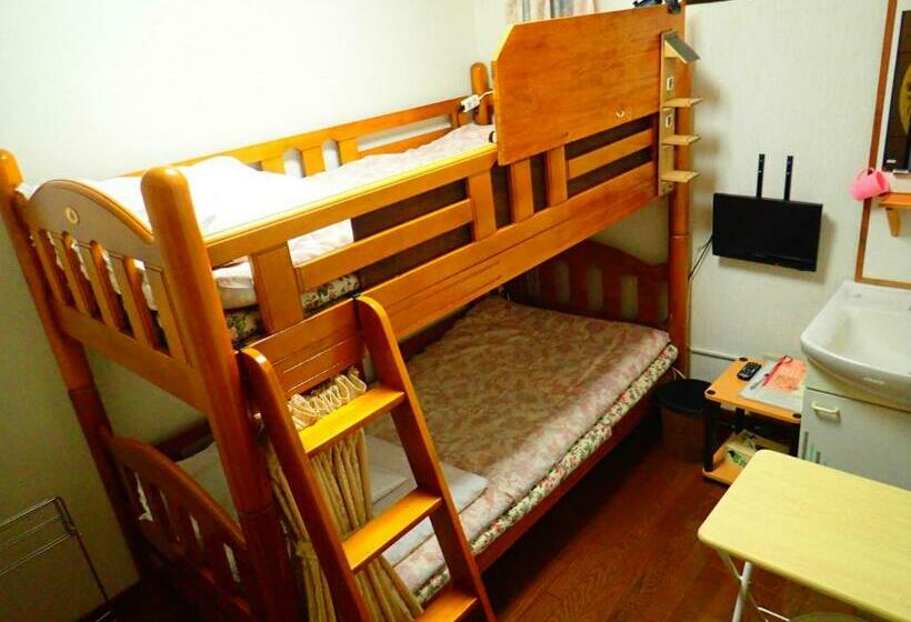 Номер Стандарт с Койками, Yufuin Country Road Youth Hostel