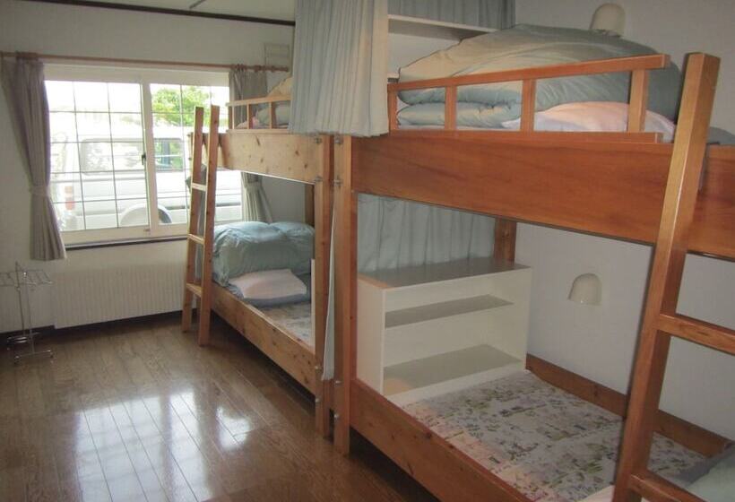 エコノミー４人部屋, Kiyosato Ihatov Hostel