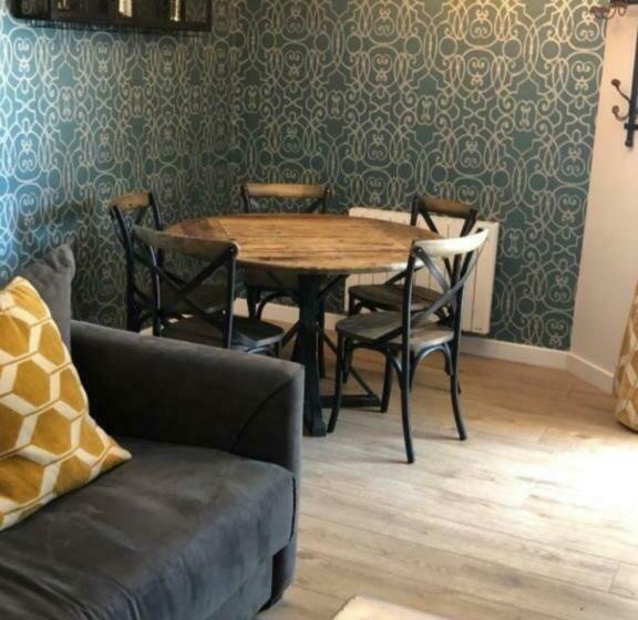 Апартаменты 1 Спальня, Hôtel Le Clos Badan