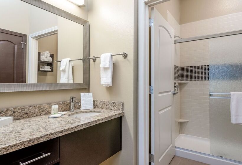 Люкс, Staybridge Suites Eau Claire   Altoona, An Ihg